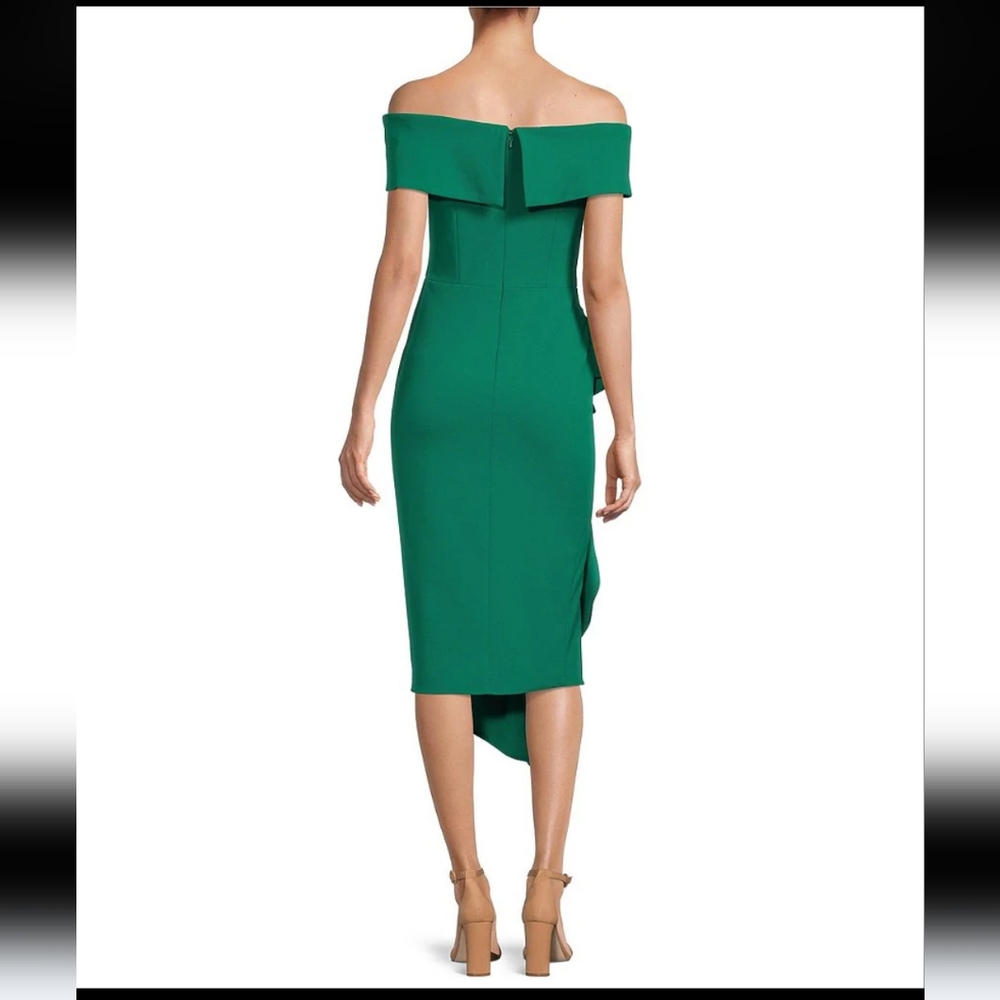 Betsy & Adam Off-Shoulder Emerald Green One-Shoulder Sheath Dress - Picture 2 of 4